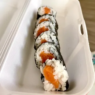 Salmon roll