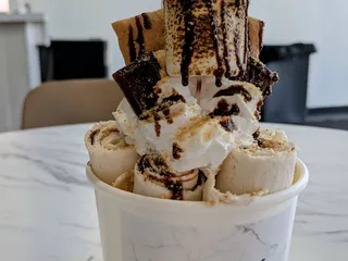 Mixins Rolled Ice Cream