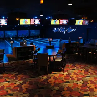 interior, pizza