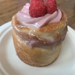 Raspberry Lemon Roll