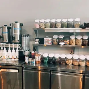 Tons of toppings to choose from!