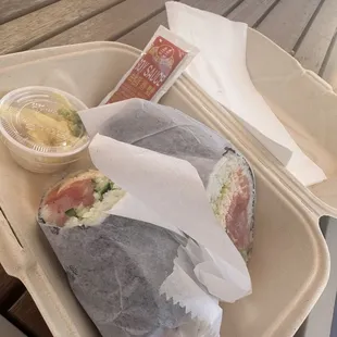 Always sunny, sushi burrito