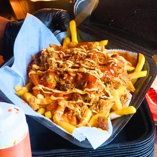 Loaded Pulled Pork Fries.... Shareable and huge but trust me you&apos;ll want your own still ;)