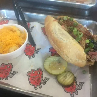 Pulled Piggy Sandwich