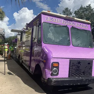 a purple food truck