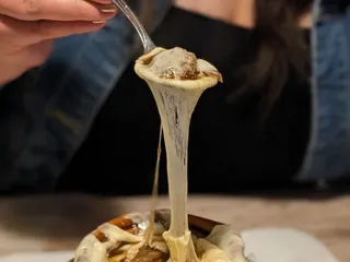 Salty's Seafood & Spirits