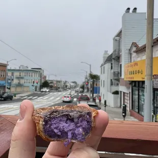 Ube egg tart
