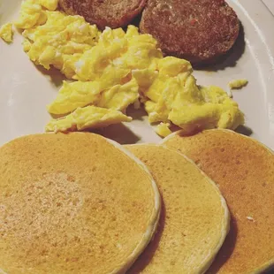 Rise and Shine, cute litte pancakes,sausage and eggs