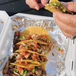Carnitas street tacos