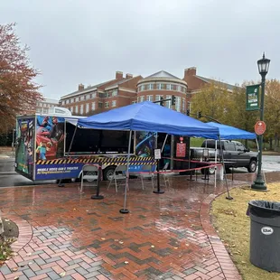 UNCC Alumni tailgate