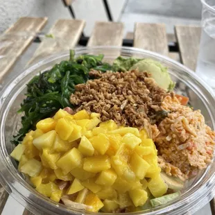 Tropical Salmon (TikTok: @justandyvu)