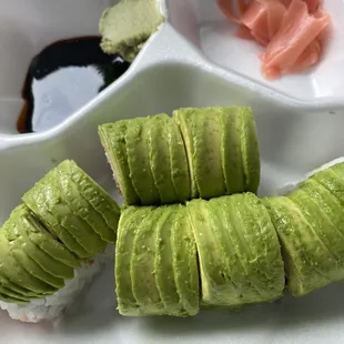 Caterpillar roll