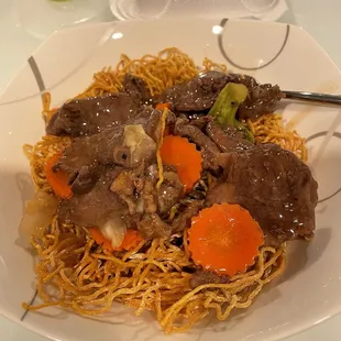 Fried Egg Noodles w/ Beef