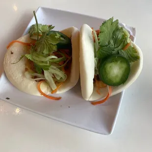 Shrimp bao buns