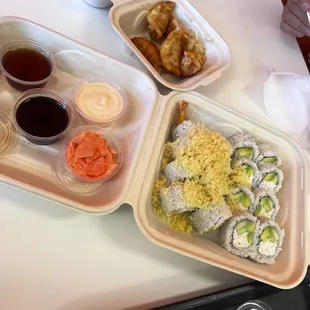 Mandu, shrimp tempura &amp; California roll combo