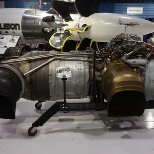 Harrier engine