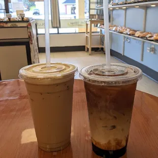 Hokkaido milk tea (L) and 3 layer coffee (R).