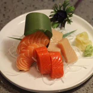 sushi and sashimi, sushi, sashimi, food