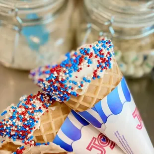 4th of July Dipped Cones!