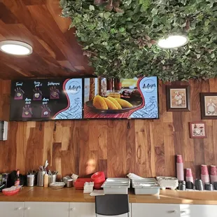 Virtual menu of hot meals for breakfast and lunch