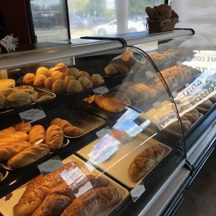 Pastry, Breads, and Rolls... on my!!!
