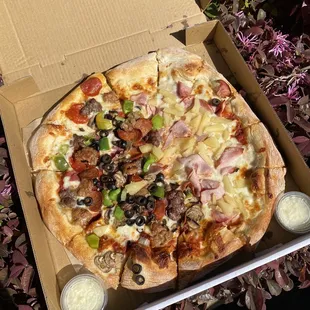 Large 1/2 giuseppe , 1/2 Hawaiian ,, before we started to enjoy ..