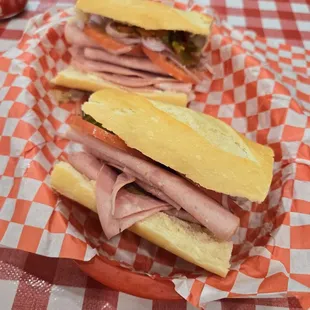 Mortadella sandwhich