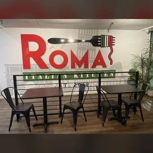 ROMA&apos;S