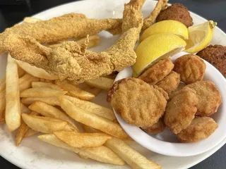 McGees Cafe