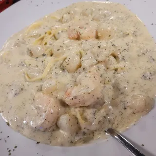 Shrimp & Scallop Alfredo