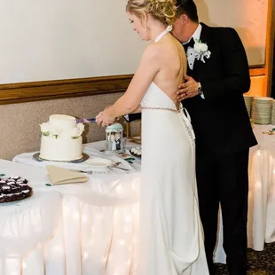 Dessert table (Copr: Joshua Harrison Photography)