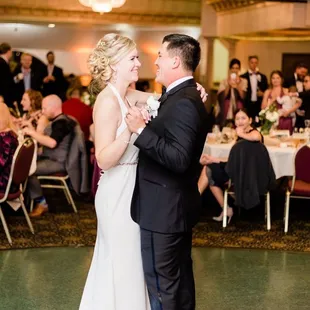 (Copr: Joshua Harrison Photography)