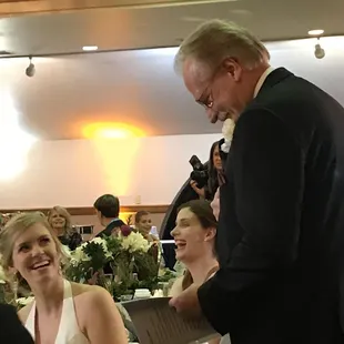 Father of the bride speech with table down the middle of the hall