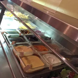 Love the mint and tamarind chutney on the samosas, pakoras, and tandoori chicken!