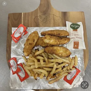 chicken Tenders &amp; fries