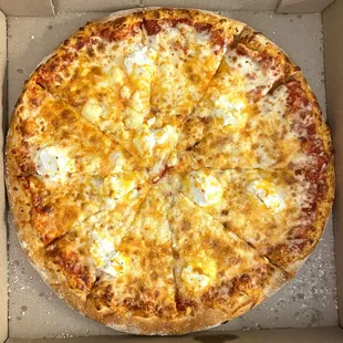 Seven Cheese Pizza - YUM!