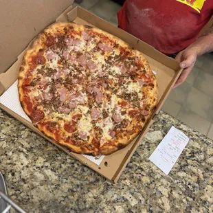 Meatloaves Meat Lovers Pizza