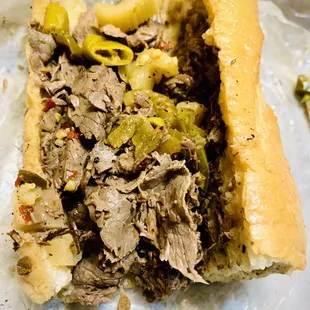 Roma&apos;s Original Italian Beef Sandwich