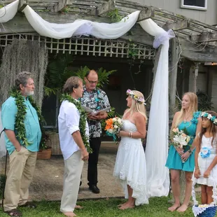 Bob and Sandie make it official