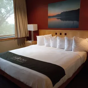 Lakeside King room
