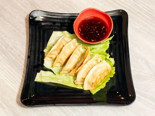 Roman's Asian Kitchen