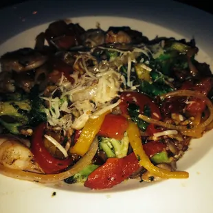 Shrimp Speziato: pastaless shrimp in a spicy sauce.