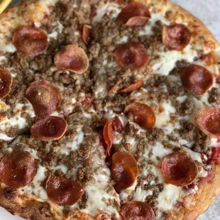 L&apos;Italiano pizza