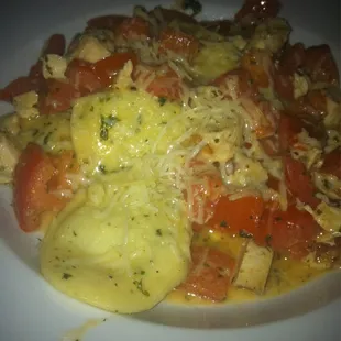 Tonights special - pesto ravioli in white garlic sauce