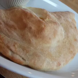 under 8 dollar, calzone.