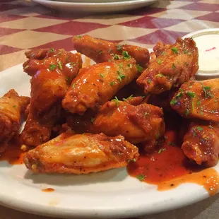 12 hot wings