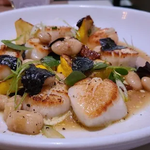 Scallops!  Super yum!!