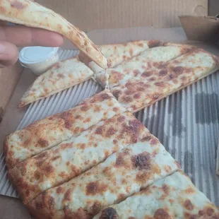 Cooked to perfection every time. I absolutely love Roman's Pizza.