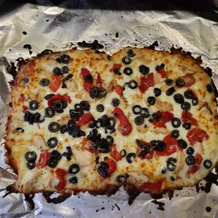 Roman's Keto Pizza Served With 3 Toppings