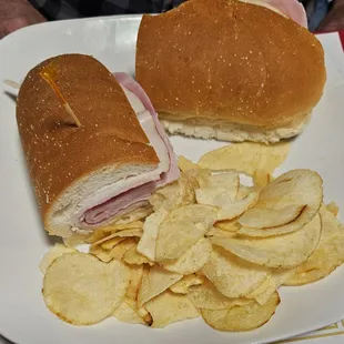 Ham/Turkey Sub